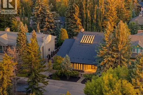 79 Bel-Aire Place SW