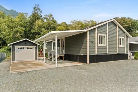36 59060 LOUGHEED HIGHWAY, Agassiz