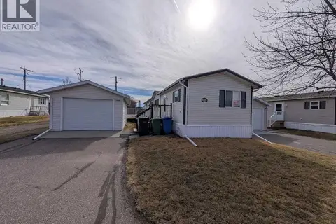 211 Railway Avenue
