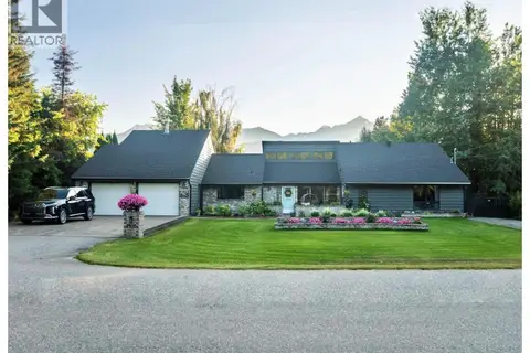 1930 CRANBERRY PLACE