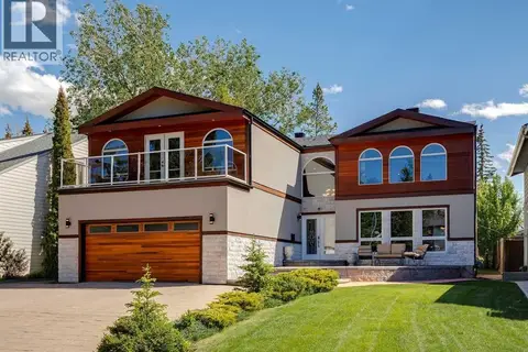 223 Pump Hill Crescent