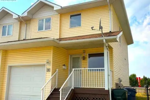 11 Northlands Crescent NE
