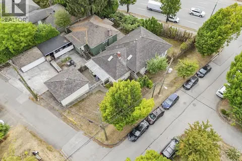 8080 COLUMBIA STREET