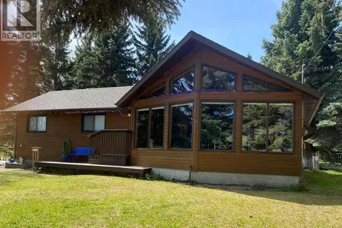 34 Lakeshore Drive