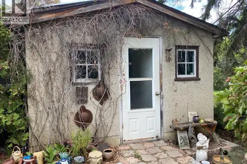 2015 18 Street
