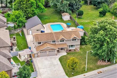 845 CABANA ROAD East