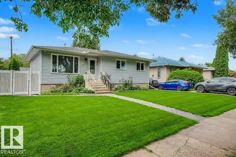 12112 38 ST NW