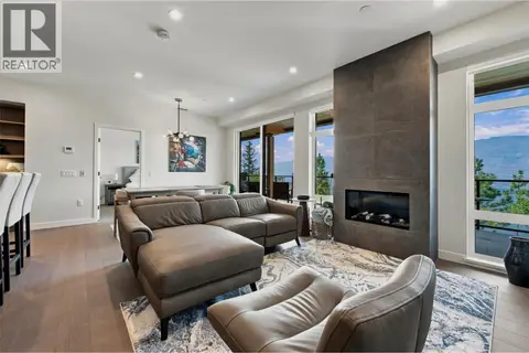 9652 Benchland Drive Unit# 307