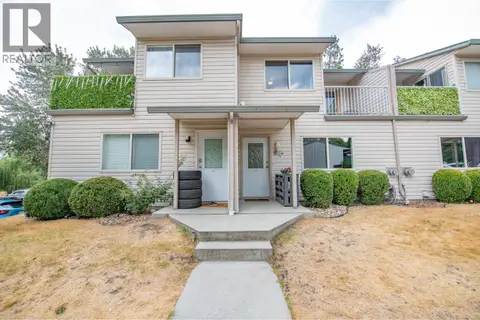 1607 43 Avenue Unit# 202