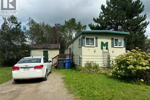 37 Bradd Street