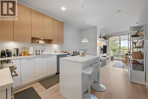 612 7588 16TH STREET