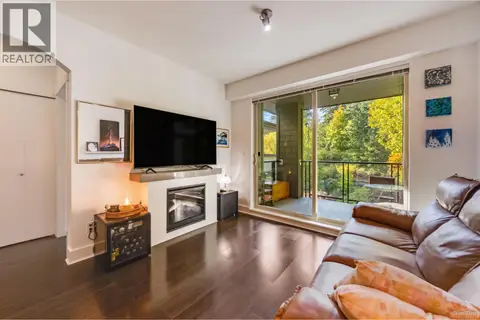 301 7418 BYRNEPARK WALK