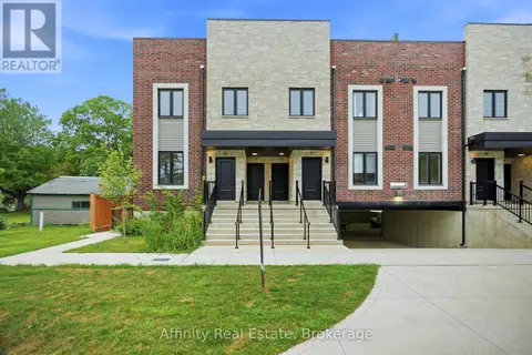 12 - 2 SLESSOR BOULEVARD