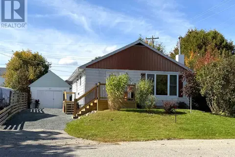 74 Roman AVE