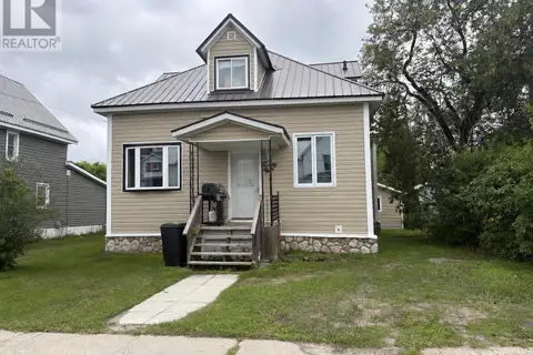 28 Aberdeen ST S