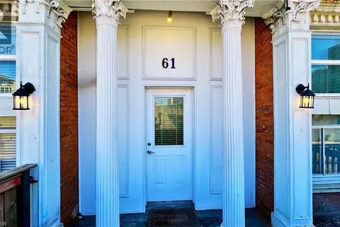 61 HURST Place S