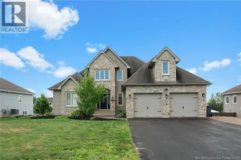 415 Grande-Vallee Court