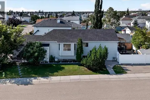 74 San Diego Manor NE