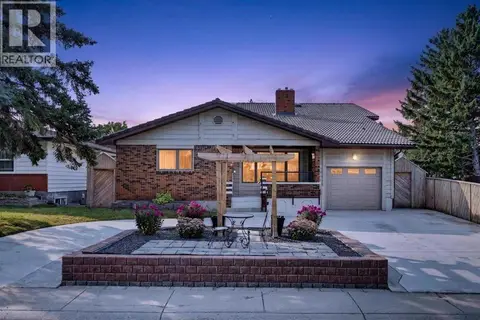 126 Marbrooke Circle NE