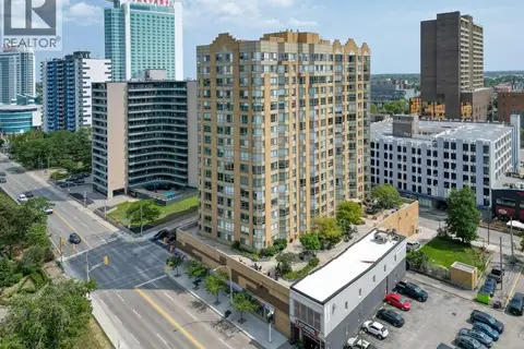 75 RIVERSIDE DRIVE East Unit# 1204