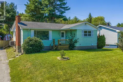 157 Alder Crescent