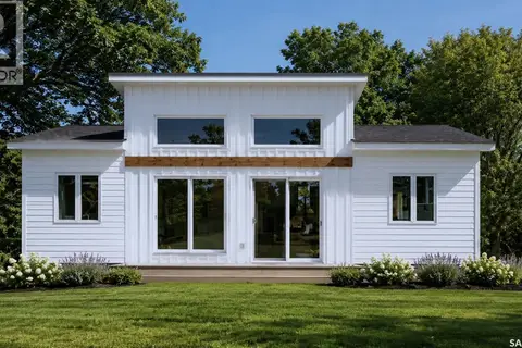 38 Willow LANE