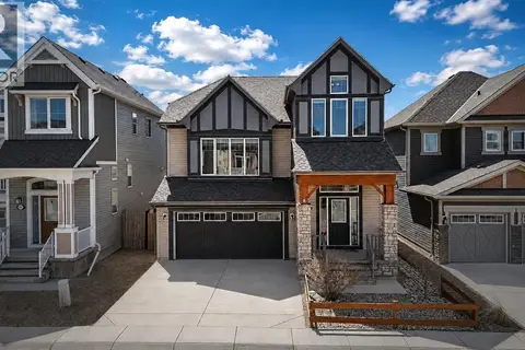 507 Windbrook Heights SW
