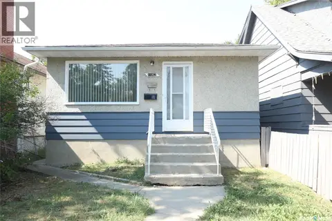 1162 Athol STREET