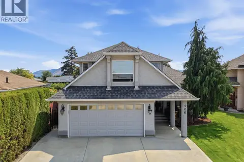 906 Invermere Court