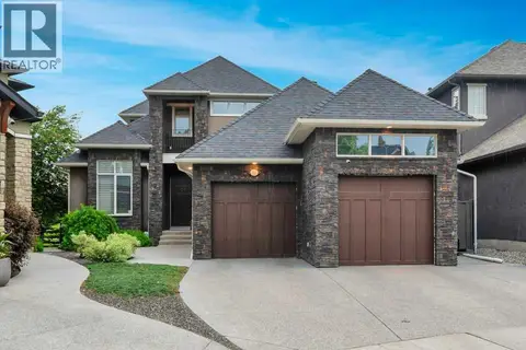 377 Evergreen Circle SW