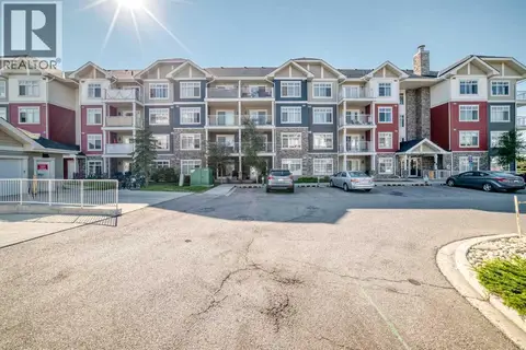 1106, 155 Skyview Ranch Way NE