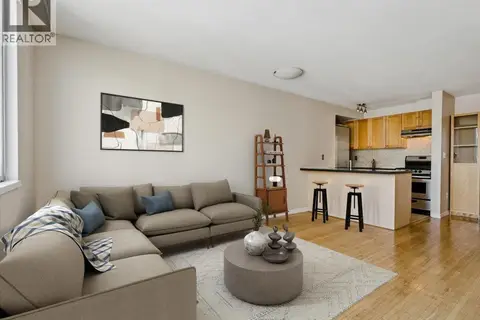 1105 1250 BURNABY STREET