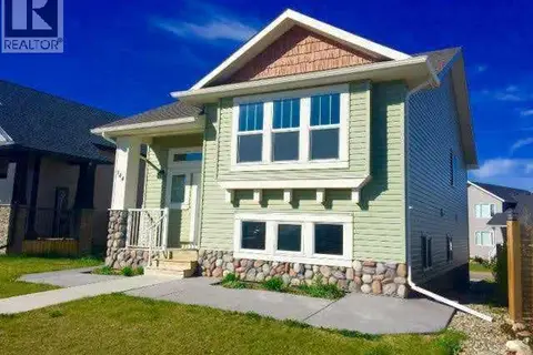 144 Mt Sundial Court W