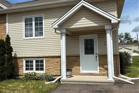 106 Lakeburn Avenue