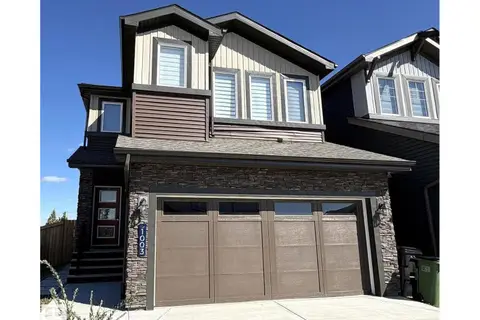 1003 GOLDFINCH WY NW