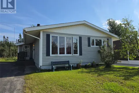 415 Vanier Avenue