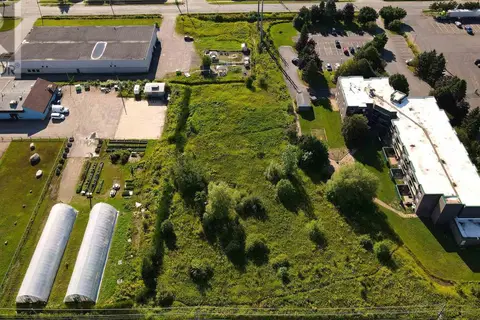 73 Sackville RD