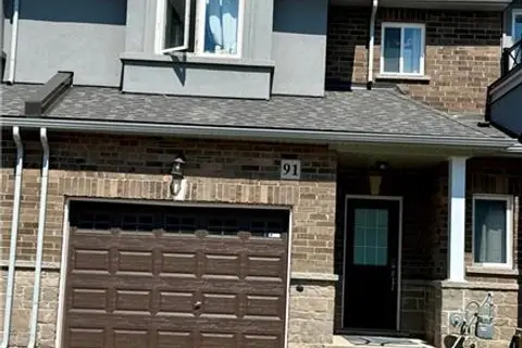 91 PINOT Crescent
