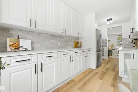 414 VILLAGE ON THE GR NW