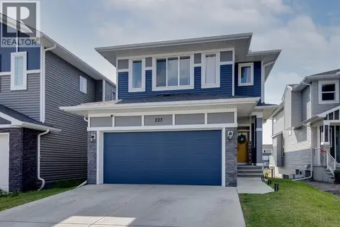 223 Chelsea Heath