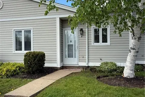 84 Seaman Street Unit# 5