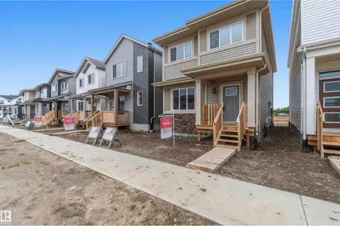 1084 MCLEOD AV