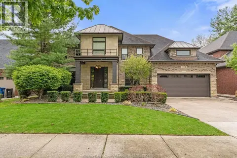 1120 Deerview