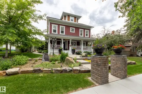 11210 60 ST NW