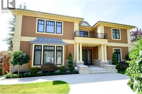 4239 PINE CRESCENT