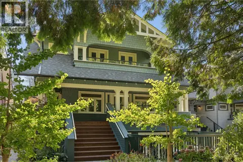 2012 W 15TH AVENUE