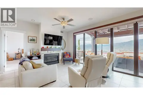 2000 VALLEYVIEW Drive Unit# 20