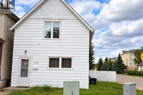 404 Fairford STREET W