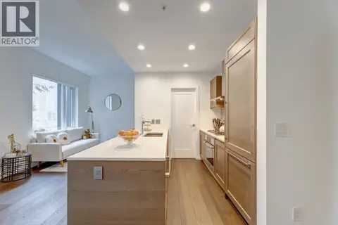 M209 5681 BIRNEY AVENUE