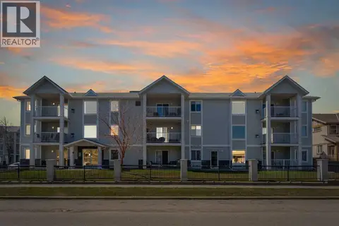 106, 7106 Valleyview Park SE